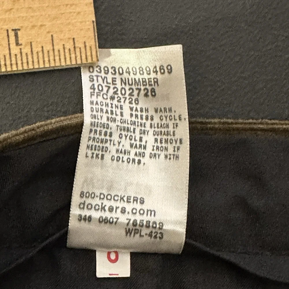 Y2K Dockers Corduroy Pants Mens 36x29 Brown Relaxed Fit Pleated Wide Wale Cuffed
